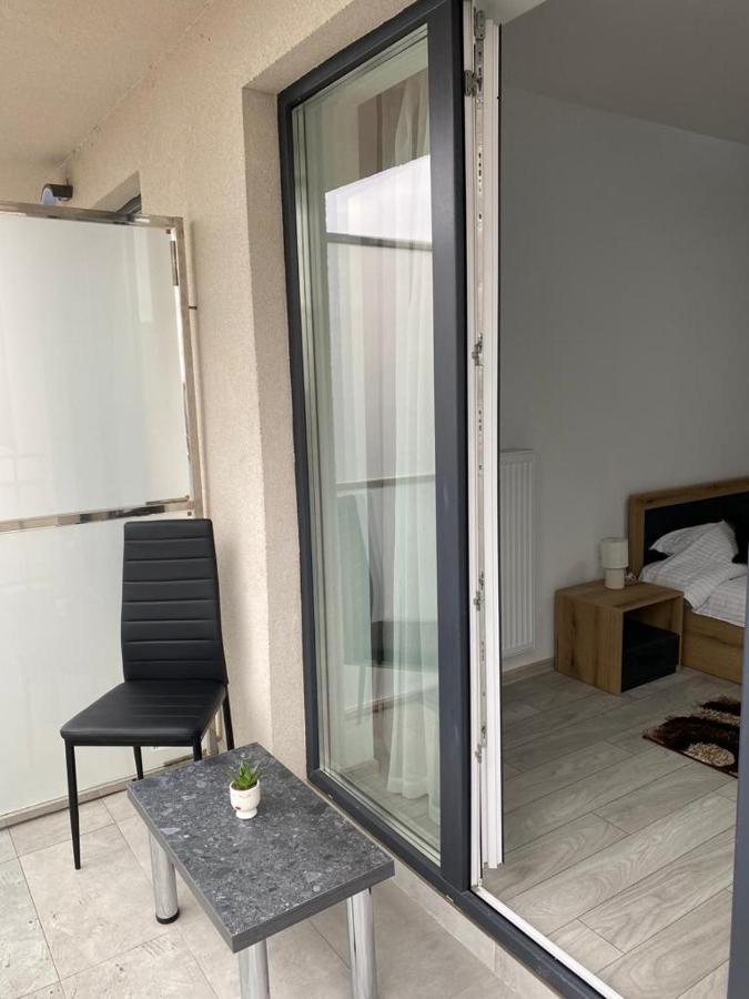Flor Apartaments Targu Mures Exterior photo
